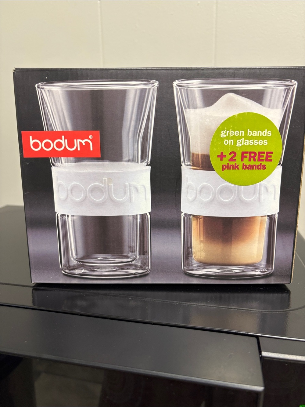 Bodum Clear Double-Wall Glasses with White Silicone Bands +2 Pink Bands